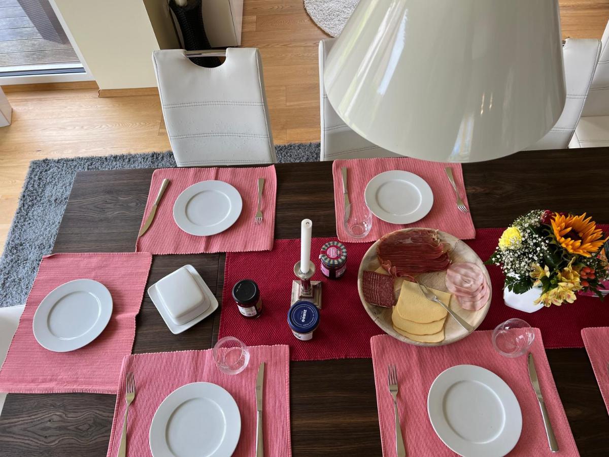 Schoenes Privatzimmer Region Hannover Springe Buitenkant foto