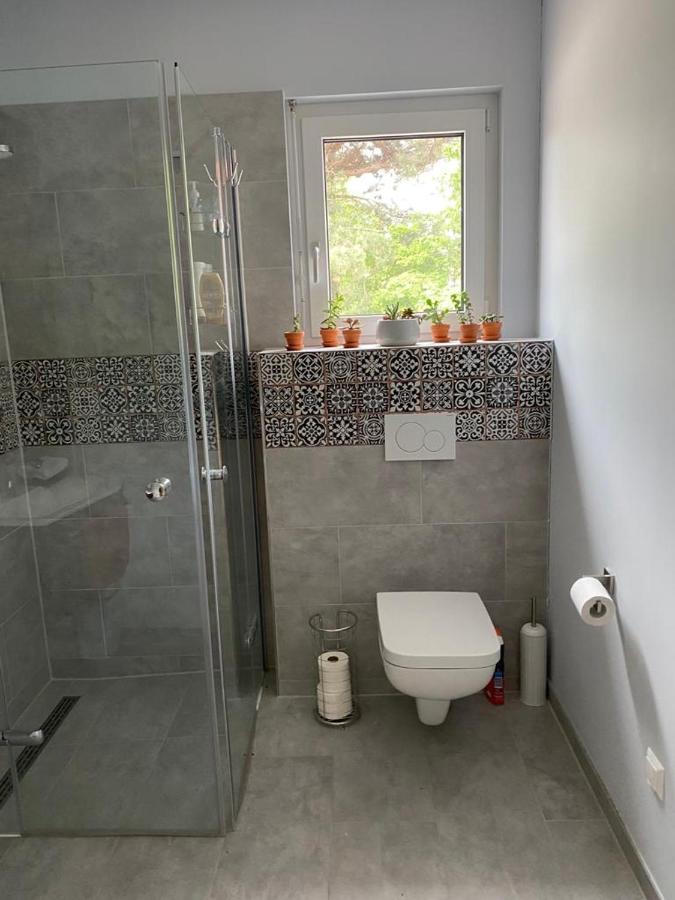 Schoenes Privatzimmer Region Hannover Springe Buitenkant foto