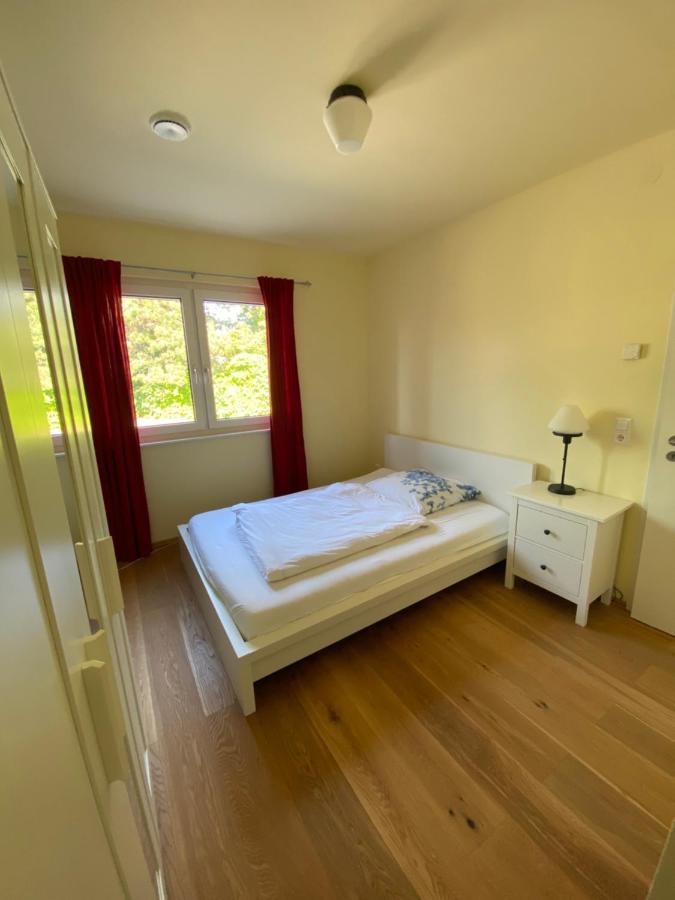 Schoenes Privatzimmer Region Hannover Springe Buitenkant foto
