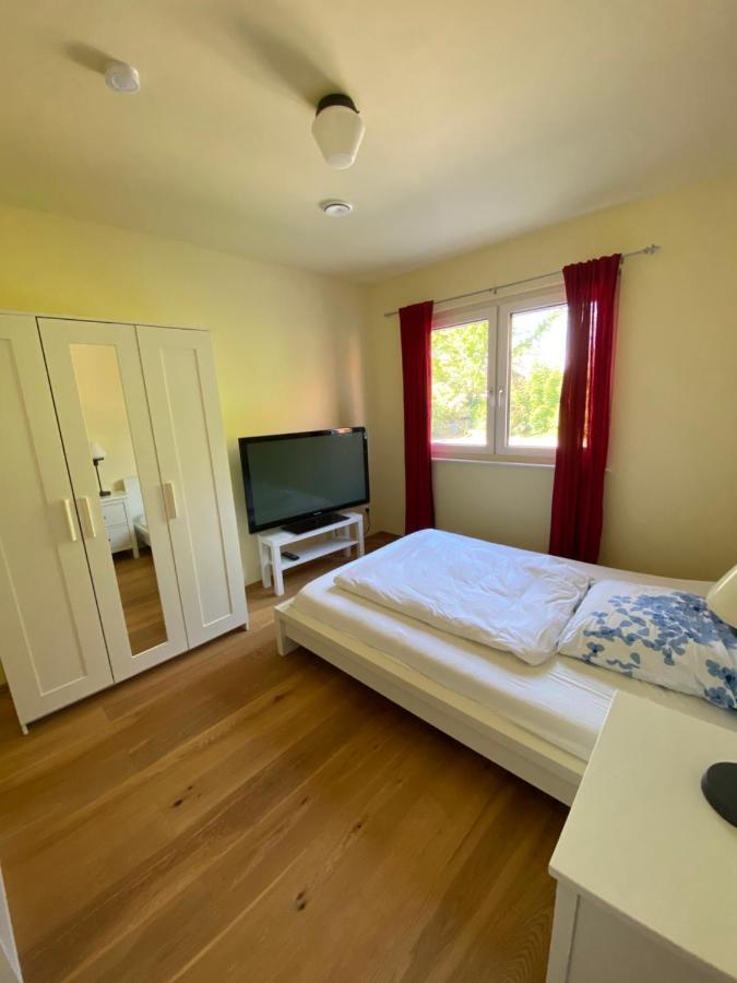 Schoenes Privatzimmer Region Hannover Springe Buitenkant foto
